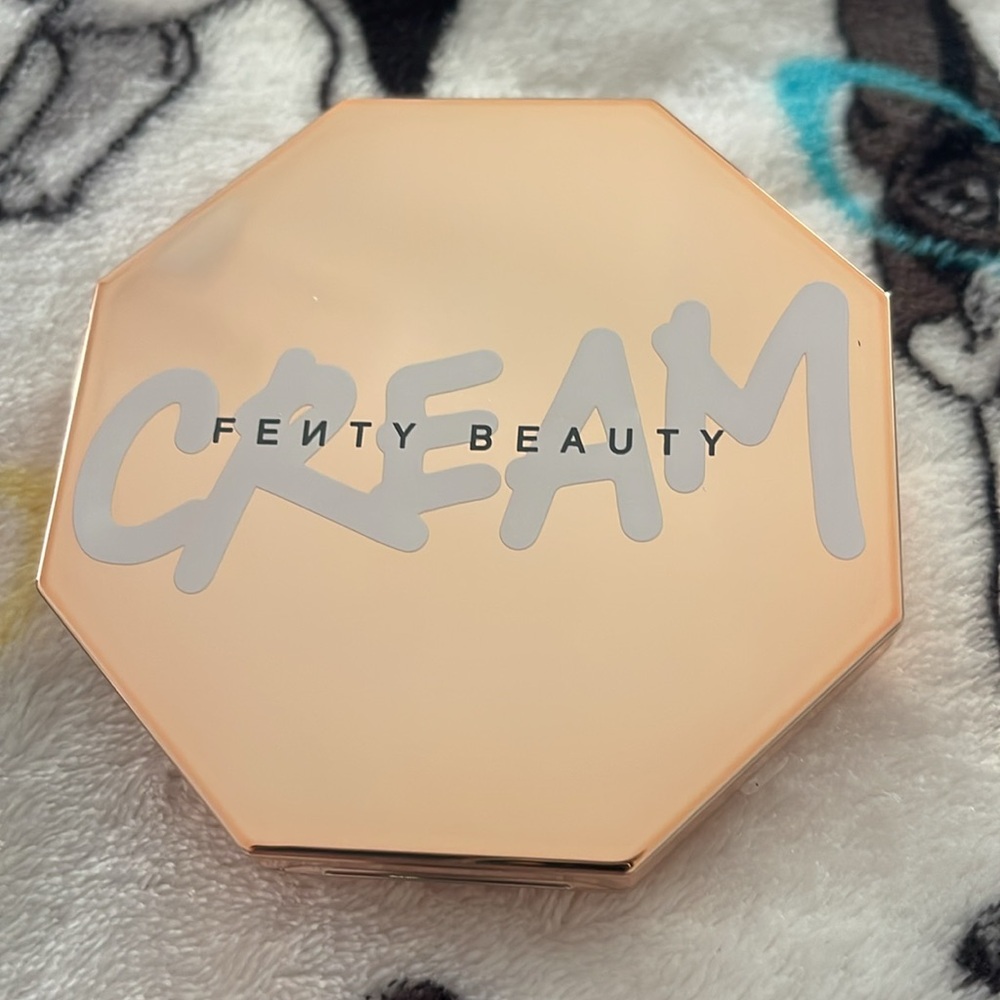 Fenty Chocolate 06 Cheeks Out Freestyle Cream Bronzer - Picture 4 of 6